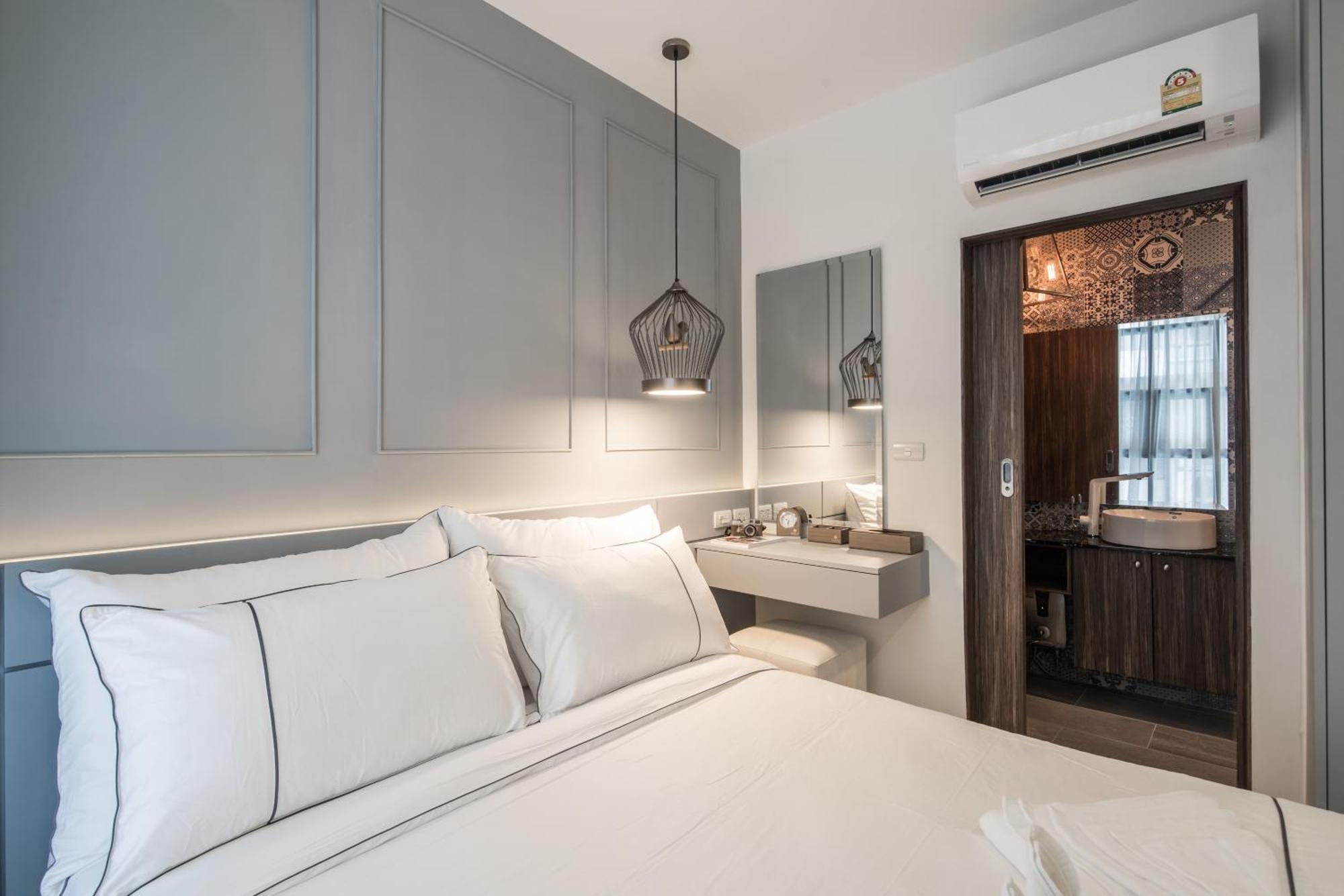Palmyrah Surin Beach Residence Номер фото